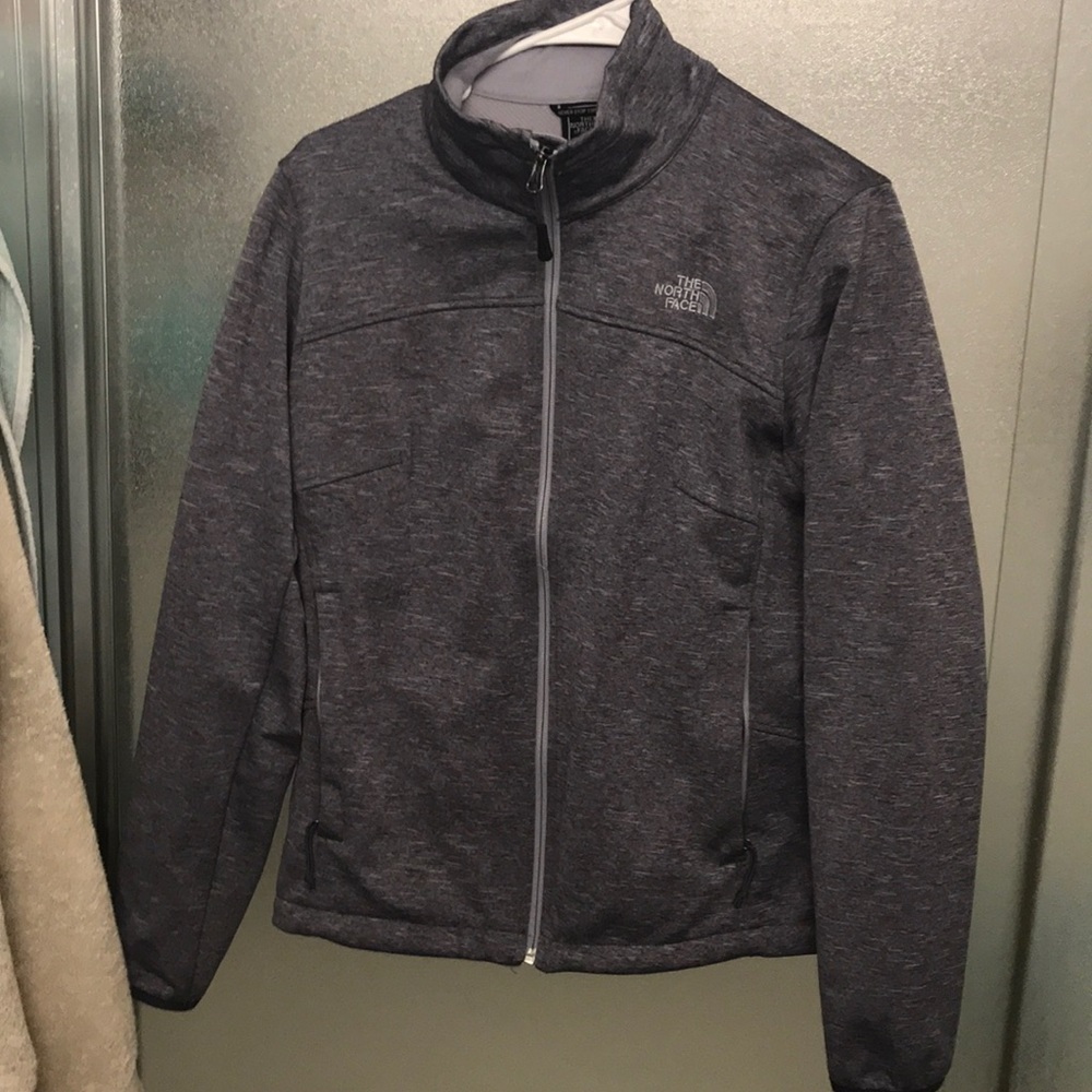 North face light fall jacket. Women’s.